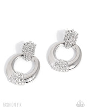 Load image into Gallery viewer, May 2026 Fiercely 5th Avenue Fashion Fix Set - Paparazzi Accessories