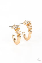 Load image into Gallery viewer, Starfish Showpiece Gold Earrings - Paparazzi Accessories