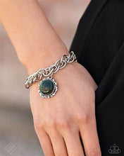 Load image into Gallery viewer, August 2024 Sunset Sightings Fashion Fix Set - Paparazzi Accessories