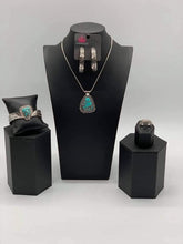 Load image into Gallery viewer, September 2021 Simply Santa Fe Fashion Fix Set - Paparazzi Accessories