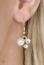 Load image into Gallery viewer, Toast To Perfection Gold Necklace - Paparazzi Accessories