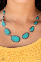 Load image into Gallery viewer, August Simply Santa Fe Fashion Fix Set - Paparazzi Accessories