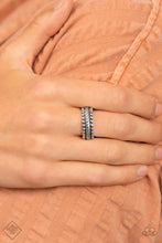 Load image into Gallery viewer, September 2021 Simply Santa Fe Fashion Fix Set - Paparazzi Accessories