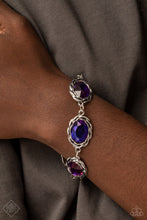 Load image into Gallery viewer, January 2022 Sunset Sightings Fashion Fix Set - Paparazzi Accessories