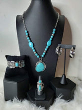 Load image into Gallery viewer, January 2022 Simply Santa Fe Fashion Fix Set - Paparazzi Accessories