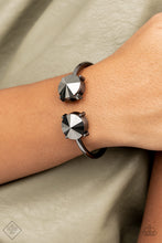 Load image into Gallery viewer, September 2021 Magnificent Musings Fashion Fix Set - Paparazzi Accessories