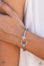 Load image into Gallery viewer, August 2023 Sunset Sightings Fashion Fix Set - Paparazzi Accessories
