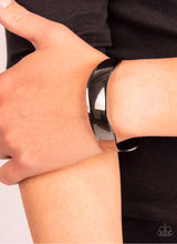 Load image into Gallery viewer, Wayward Waves Black Bracelet - Paparazzi Accessories
