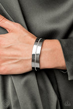 Load image into Gallery viewer, Raw Razzle Black Bracelet Paparazzi
