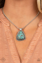 Load image into Gallery viewer, September 2021 Simply Santa Fe Fashion Fix Set - Paparazzi Accessories
