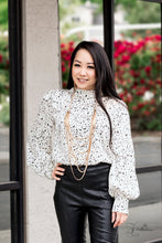 Load image into Gallery viewer, Commanding Zi Collection Necklace - Paparazzi Accessories
