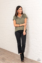 Load image into Gallery viewer, April 2022 Magnificent Musings Fashion Fix Set - Paparazzi Accessories
