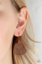 Load image into Gallery viewer, Large And In Charge Multi Necklace - Paparazzi Accessories
