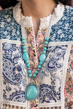 Load image into Gallery viewer, January 2022 Simply Santa Fe Fashion Fix Set - Paparazzi Accessories
